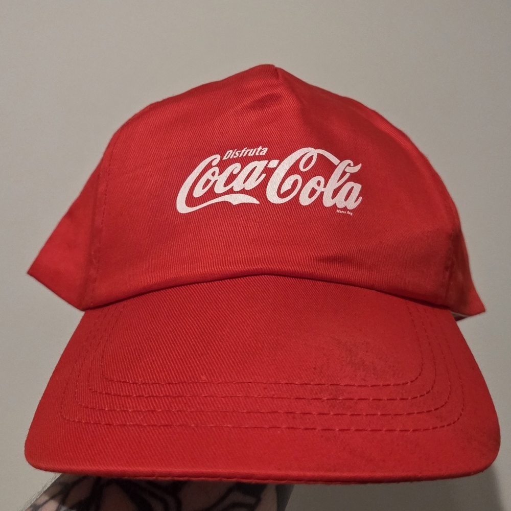 Vintage Disfruta Coca-Cola Red Cap